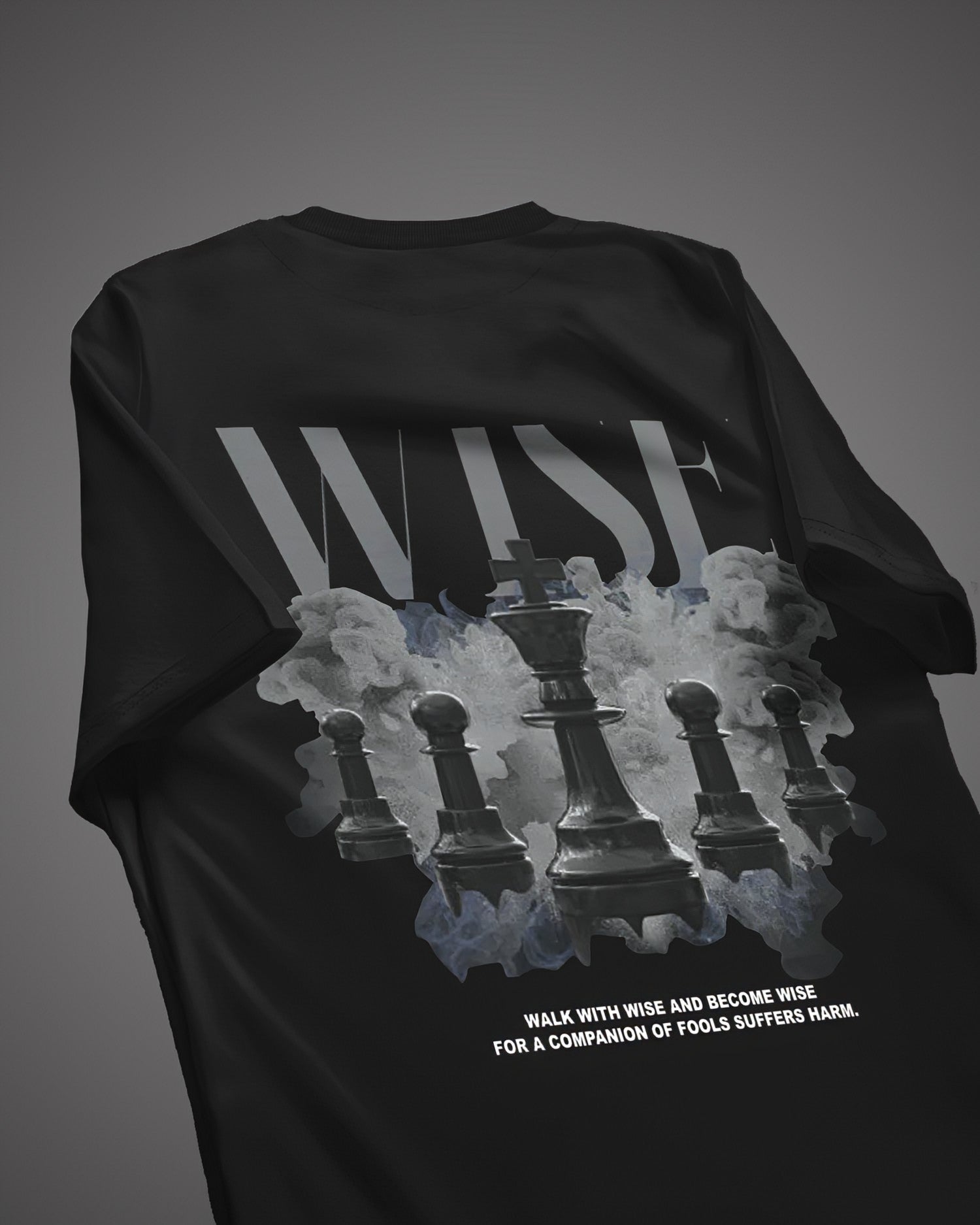 OVERSIZED WISE CHESS TEE